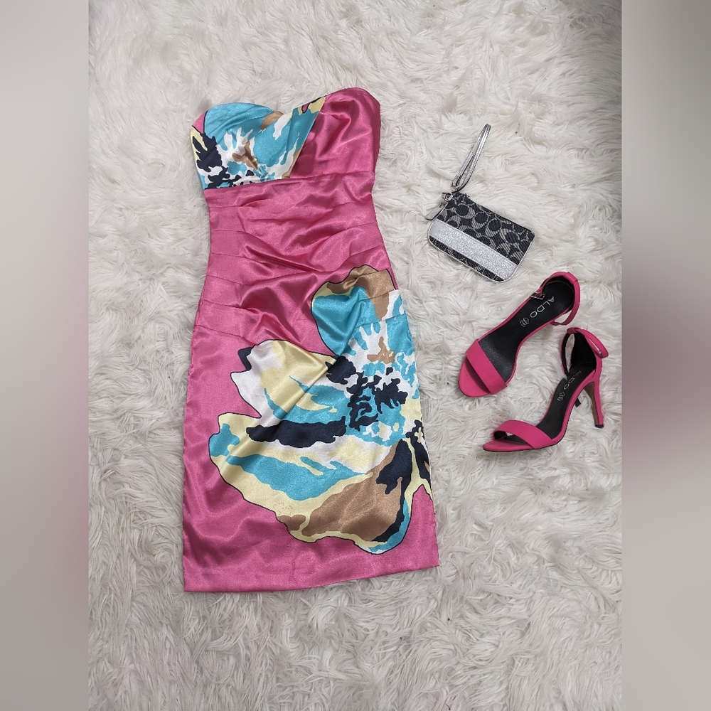Le Chateau Strapless Floral Abstract Dress